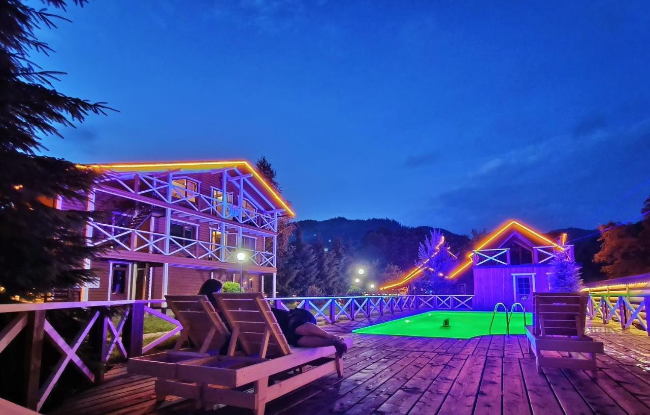 Gorycvit Hotell Verkhniy Yasenov Exteriör bild