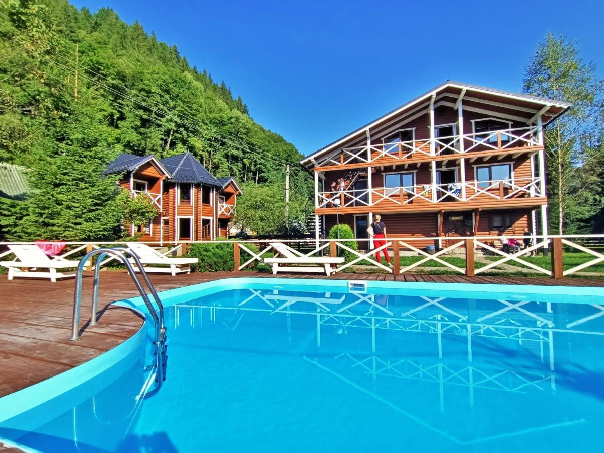 Gorycvit Hotell Verkhniy Yasenov Exteriör bild